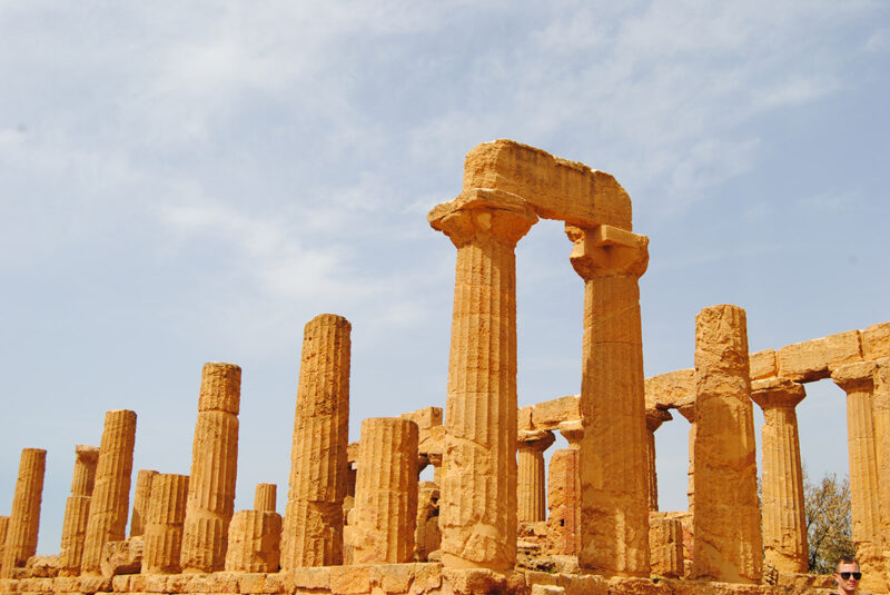 SICILIA, un viaggio sulle tracce di greci, normanni, arabi e svevi - immagine 3